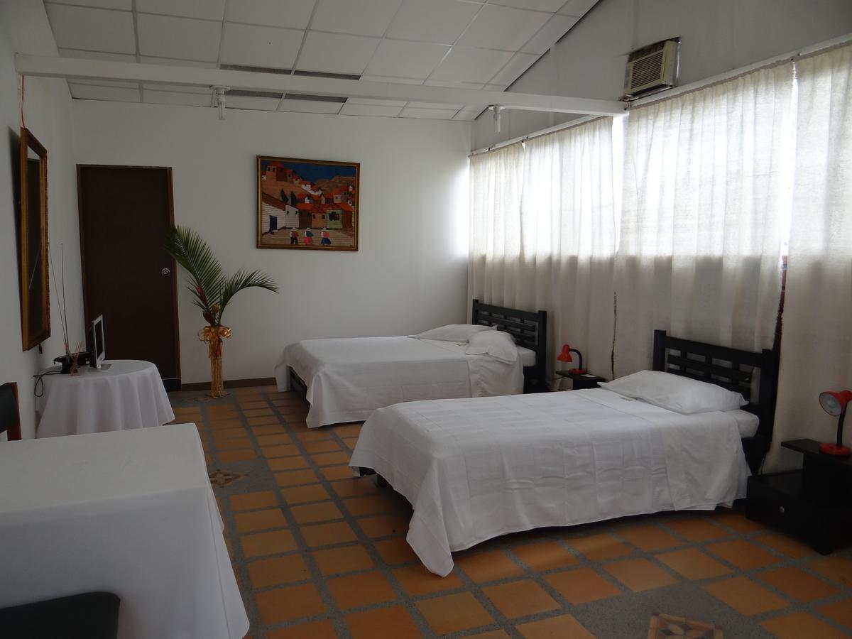 Palestina Ecohotel Чинчина Экстерьер фото